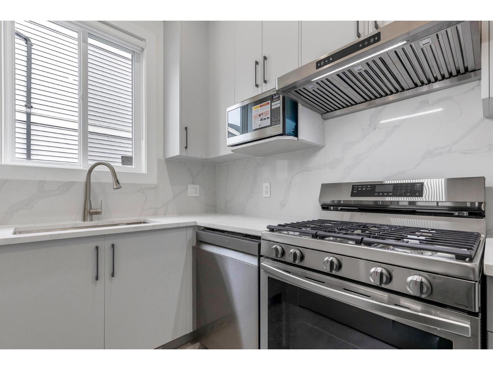 8699 Machell Street, Mission, British Columbia  V4S 0C8 - Photo 14 - R3084830