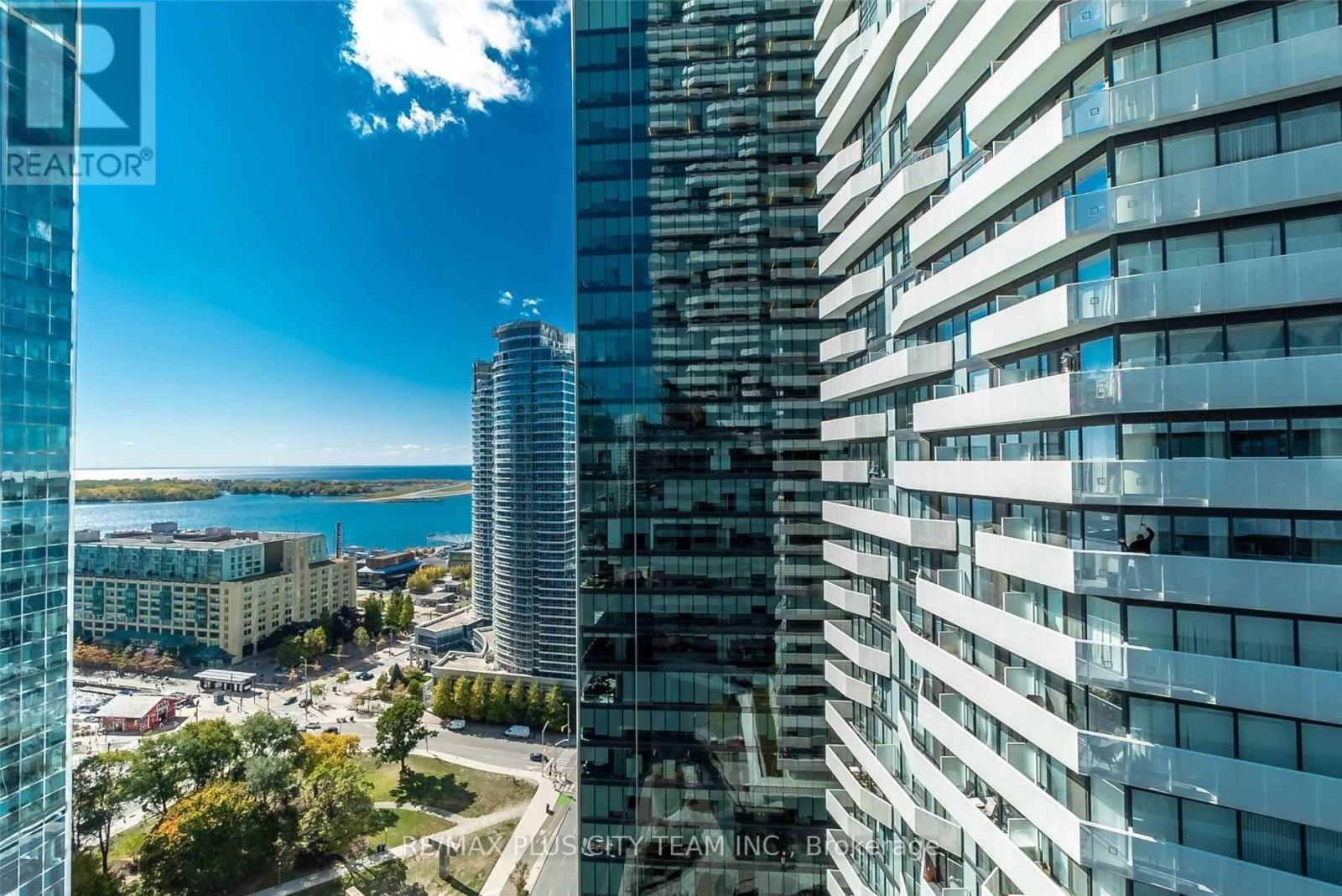2511 - 88 Harbour Street, Toronto (Waterfront Communities), Ontario  M5J 1B7 - Photo 14 - C12748646