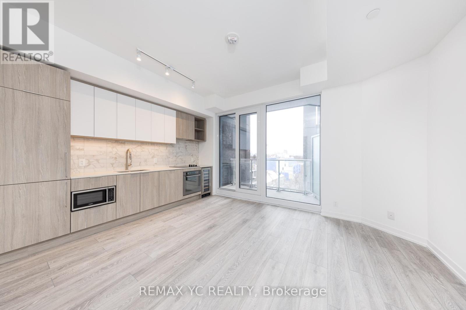 706 - 2020 Bathurst Street, Toronto, Ontario  M5P 0A6 - Photo 5 - C12748672