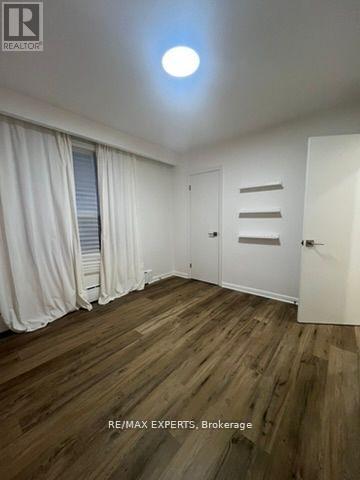 2 - 101 Kenwood Avenue, Toronto, Ontario  M6C 2S1 - Photo 14 - C12748784