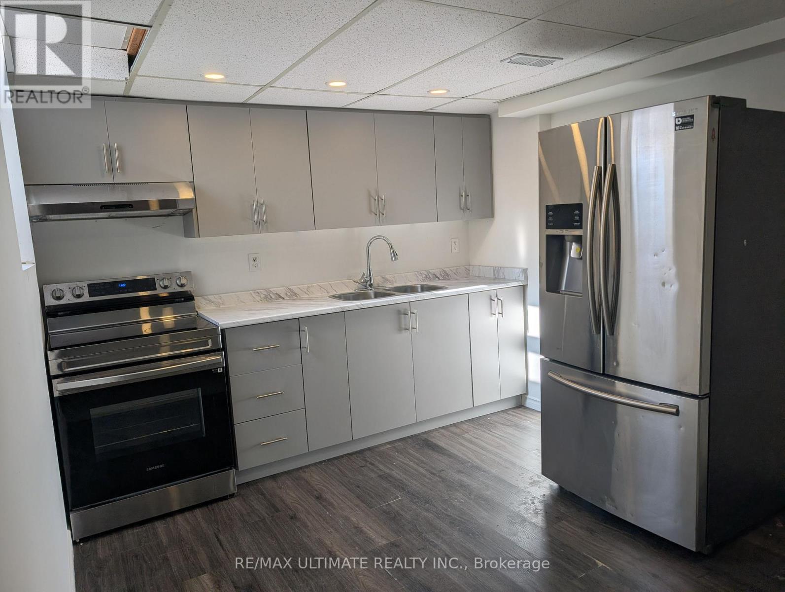 573 Sheppard Avenue, Pickering, Ontario  L1V 1G1 - Photo 8 - E12748624