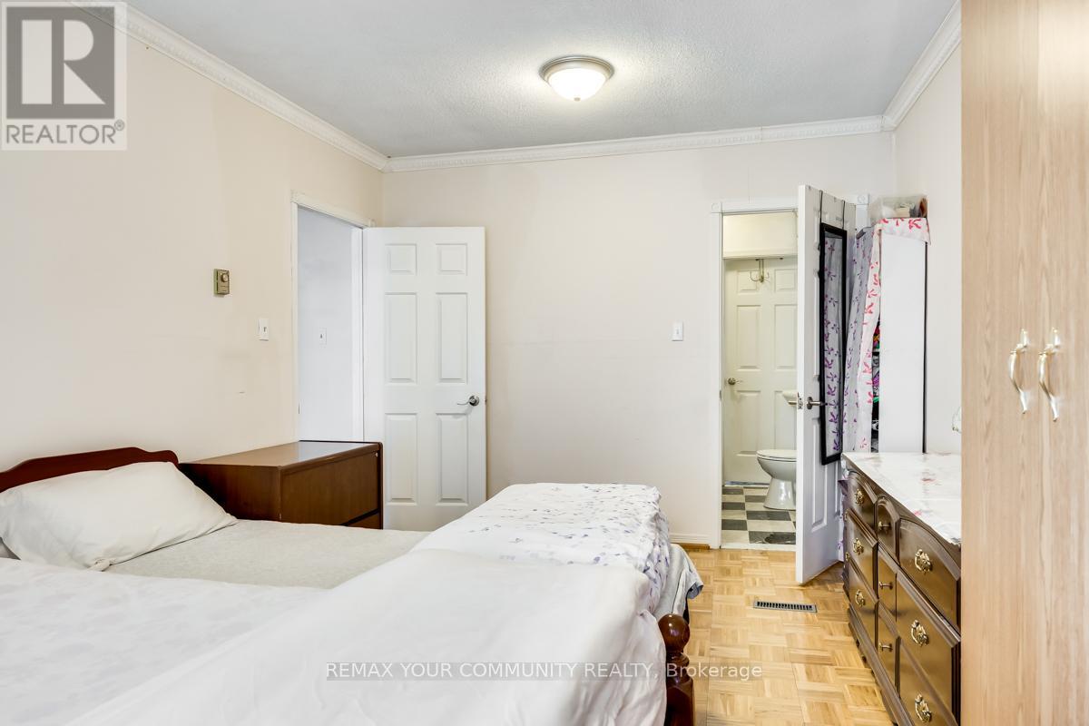 15 Coventry Street, Toronto, Ontario  M1L 1A7 - Photo 26 - E12748780