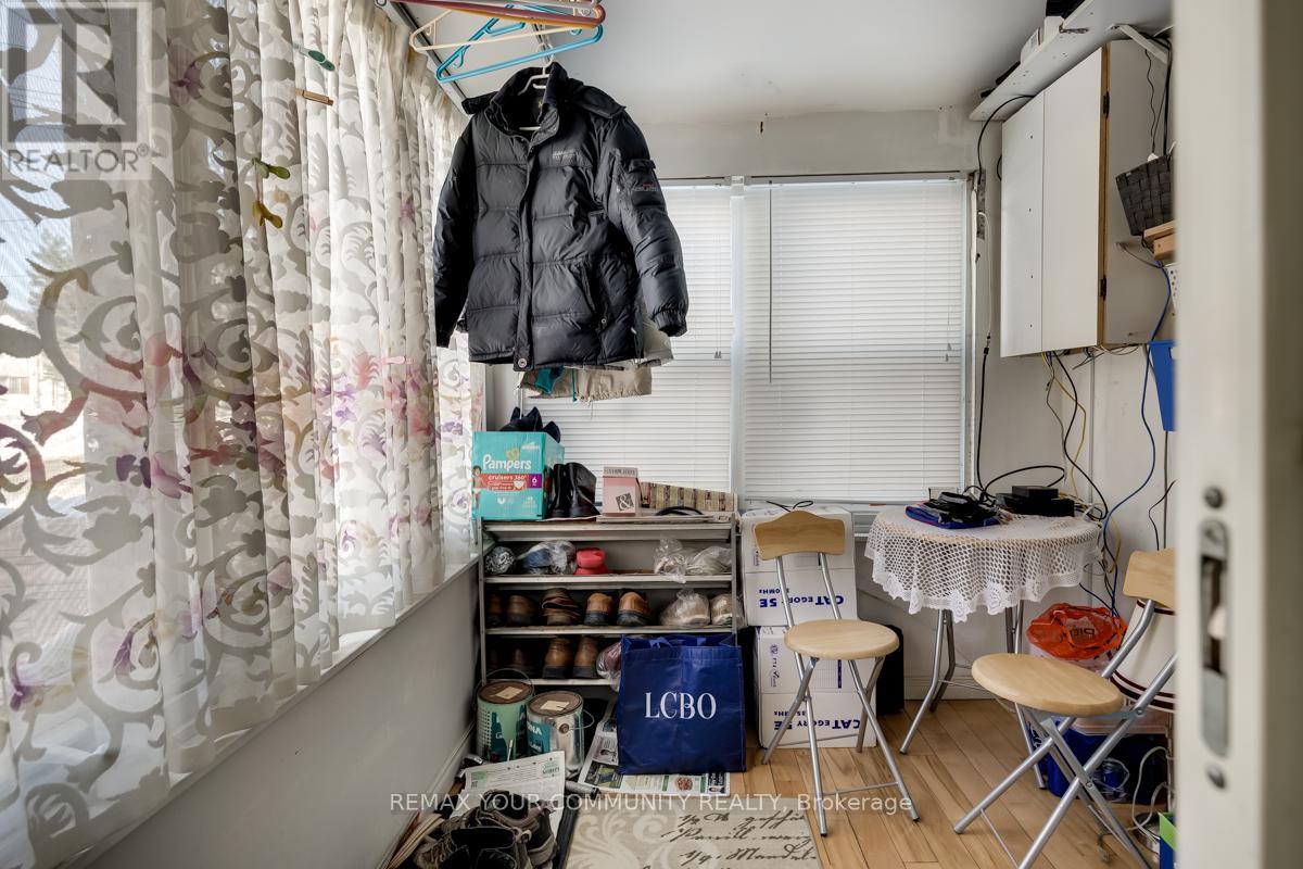 15 Coventry Street, Toronto, Ontario  M1L 1A7 - Photo 4 - E12748780