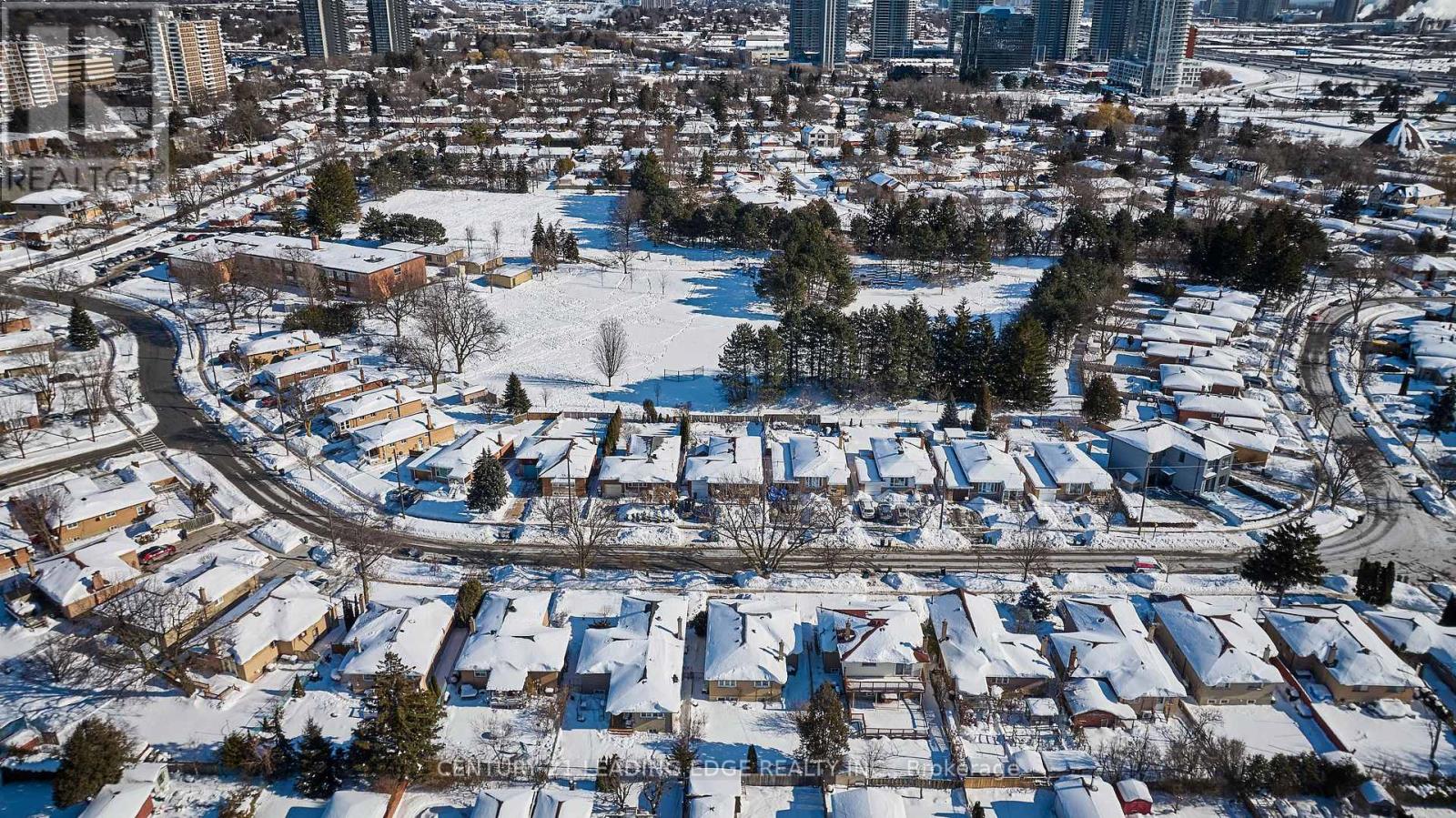 122 Allanford Road, Toronto, Ontario  M1T 2N5 - Photo 40 - E12748818