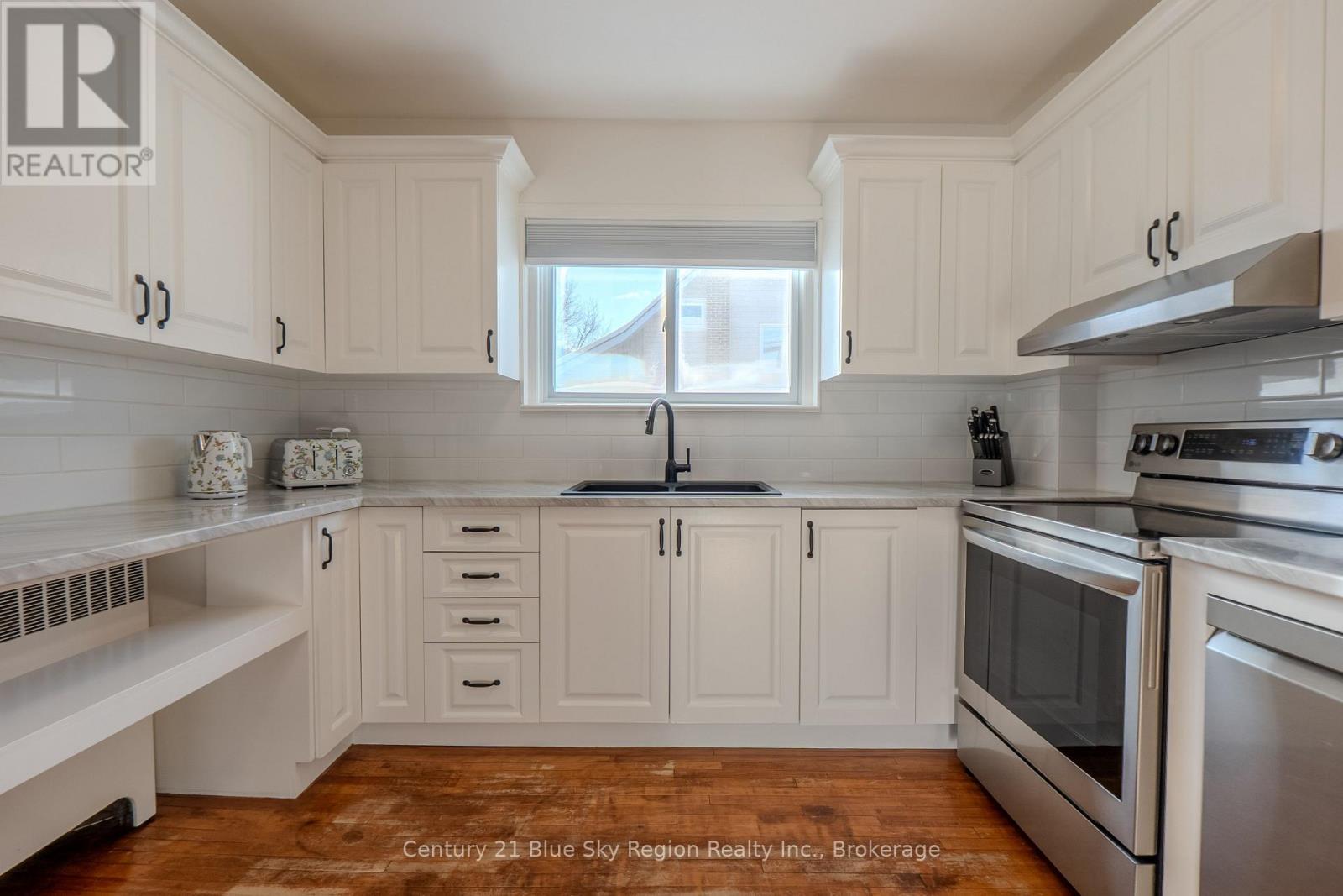 370 Aubrey Street, North Bay, Ontario  P1B 6H9 - Photo 9 - X12748054