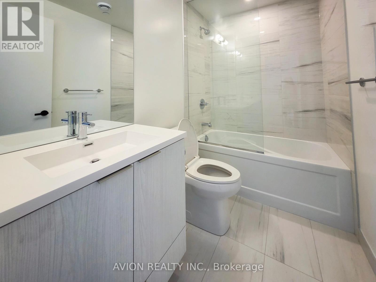 4602 - 8 Interchange Way, Vaughan, Ontario  L4K 5Z7 - Photo 9 - N12748626