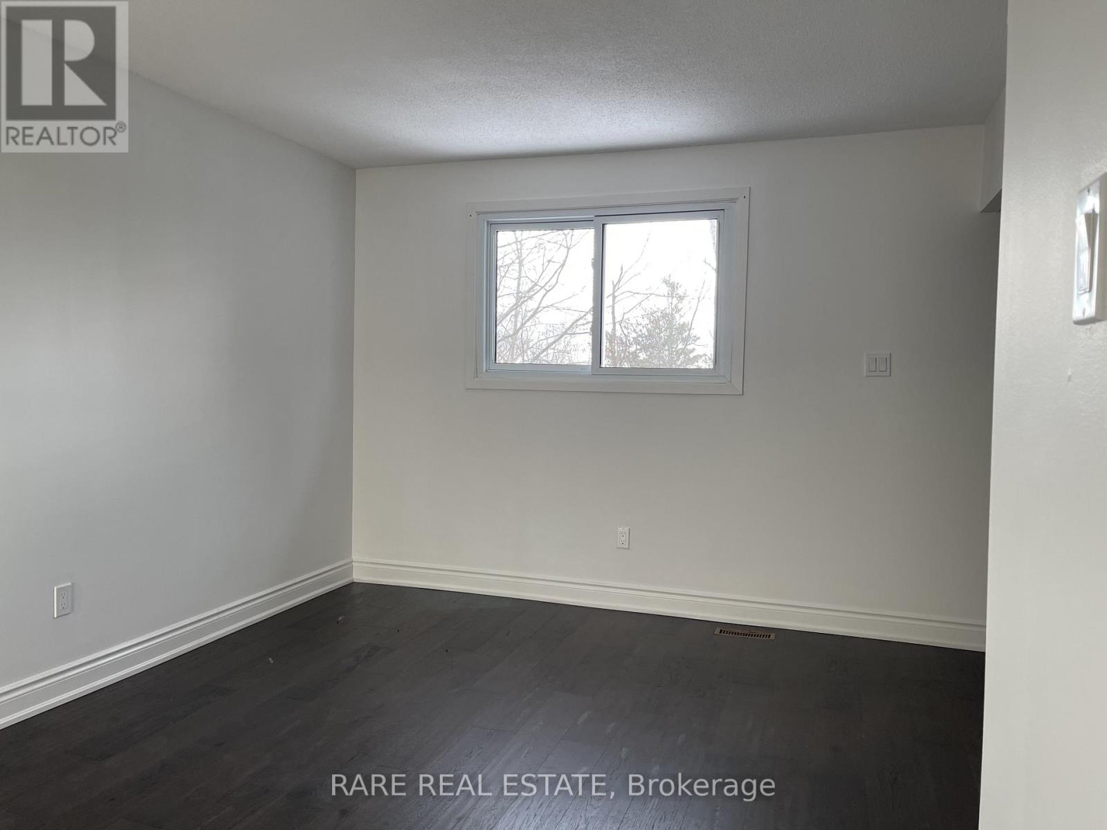 1981 Inglewood Drive, Innisfil, Ontario  L9S 1Z1 - Photo 2 - N12748712