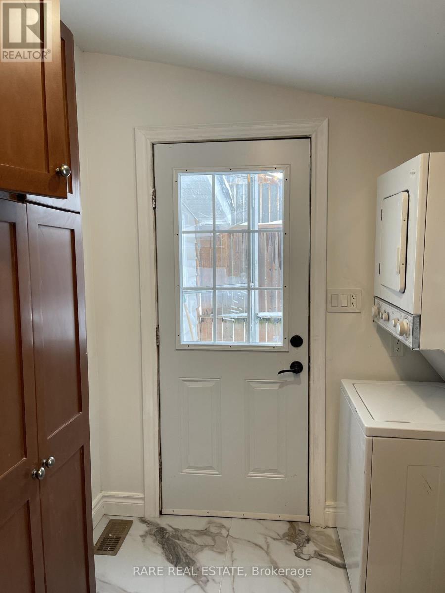 1981 Inglewood Drive, Innisfil, Ontario  L9S 1Z1 - Photo 3 - N12748712