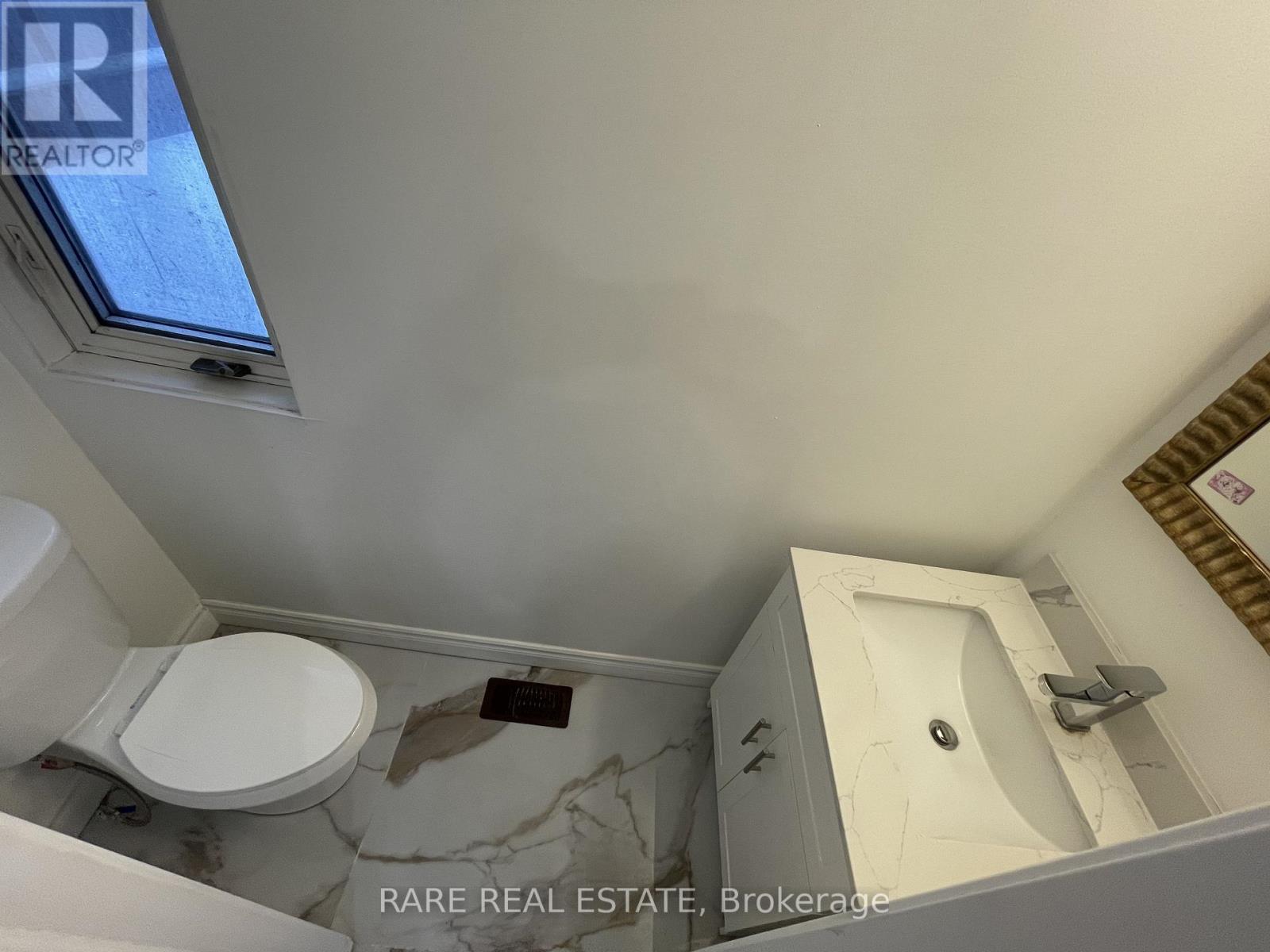 1981 Inglewood Drive, Innisfil, Ontario  L9S 1Z1 - Photo 9 - N12748712