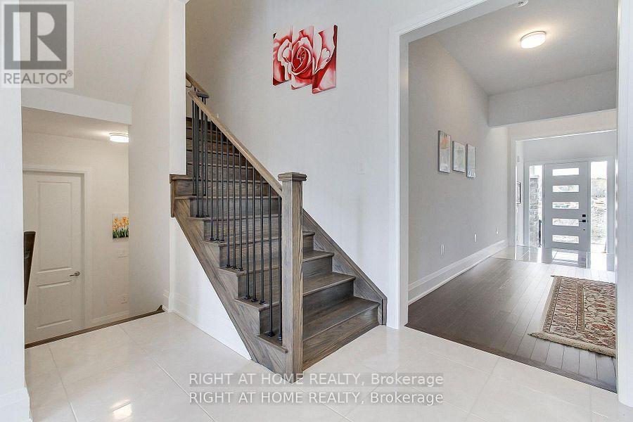 9 Backhouse Drive, Richmond Hill, Ontario  L4E 1M8 - Photo 23 - N12748742