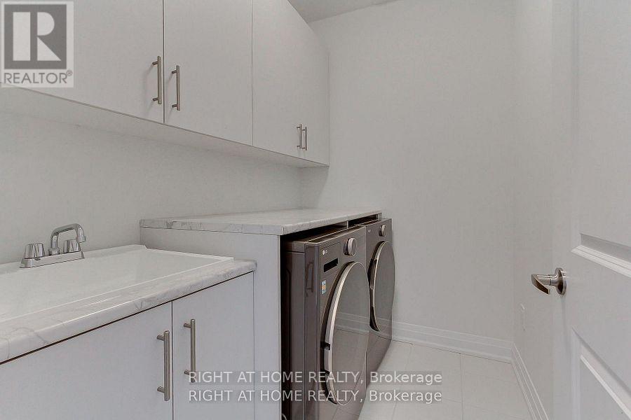 9 Backhouse Drive, Richmond Hill, Ontario  L4E 1M8 - Photo 40 - N12748742