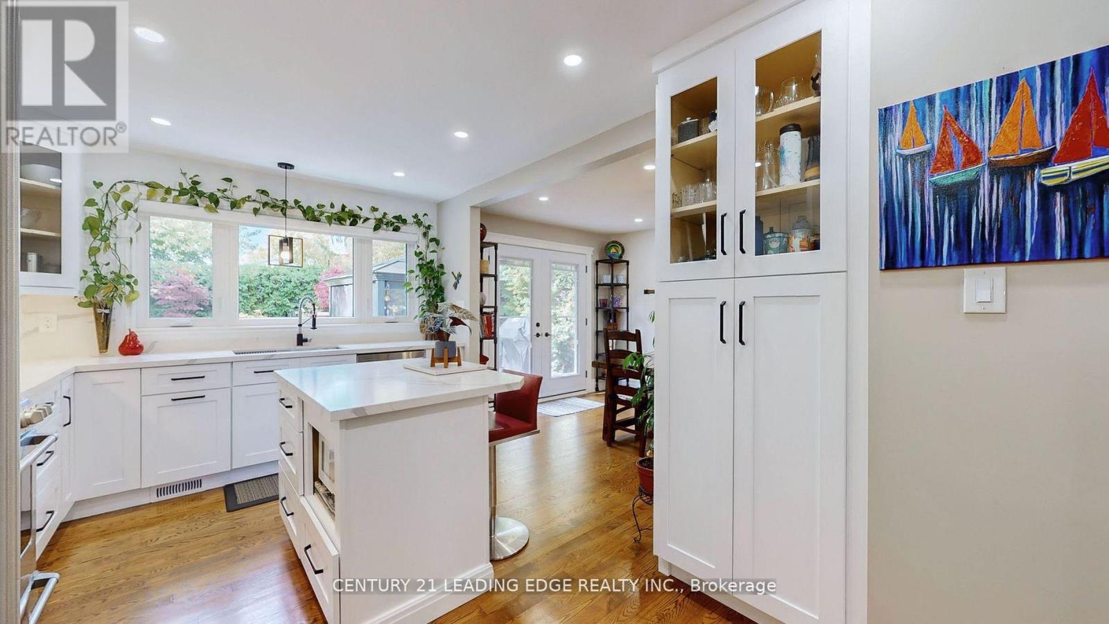 28 Stonehill Boulevard, East Gwillimbury, Ontario  L9N 1E3 - Photo 7 - N12748750