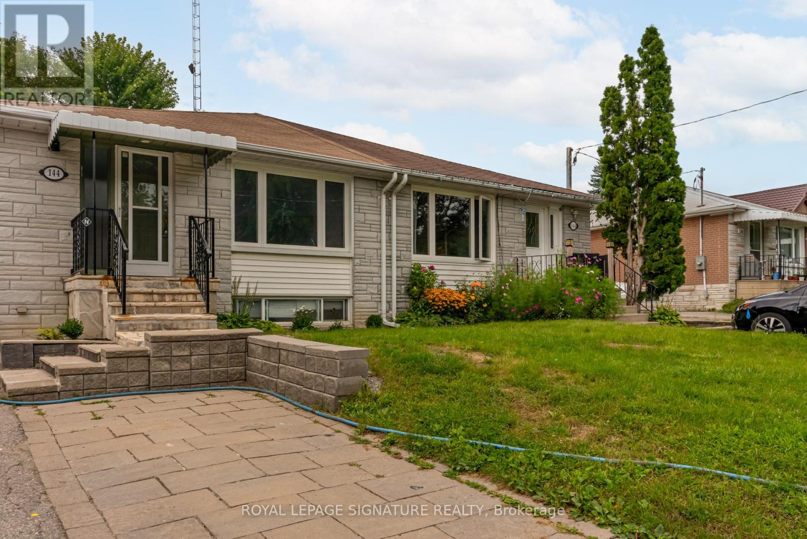 MAIN - 144 WILLOW LANE, Newmarket, Ontario