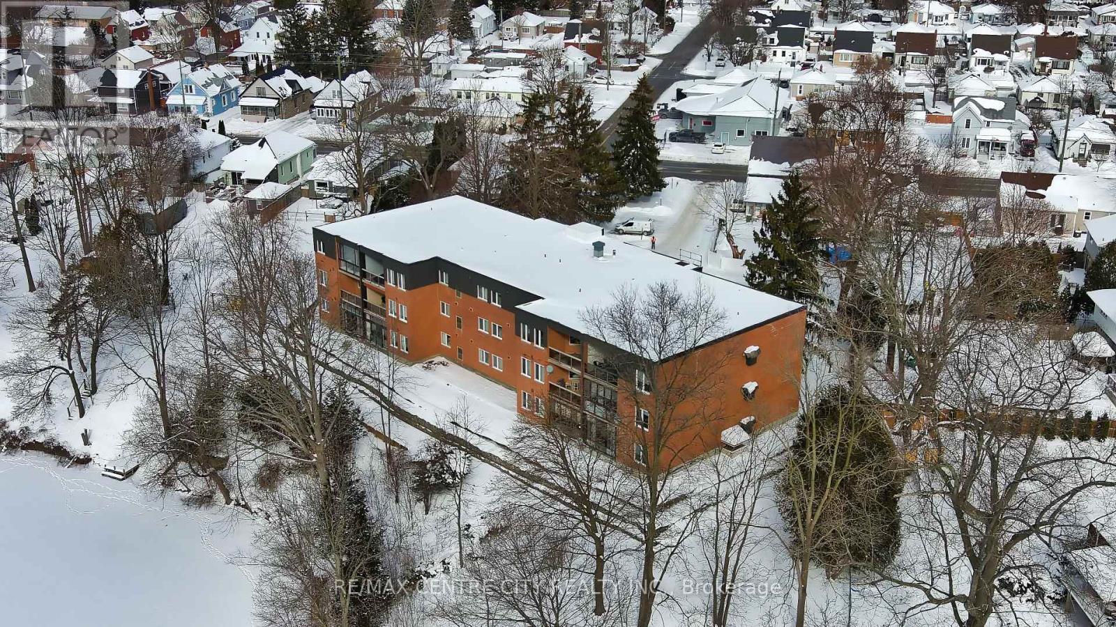 11 - 125 Elm Street, St. Thomas, Ontario  N5R 1H9 - Photo 26 - X12717104