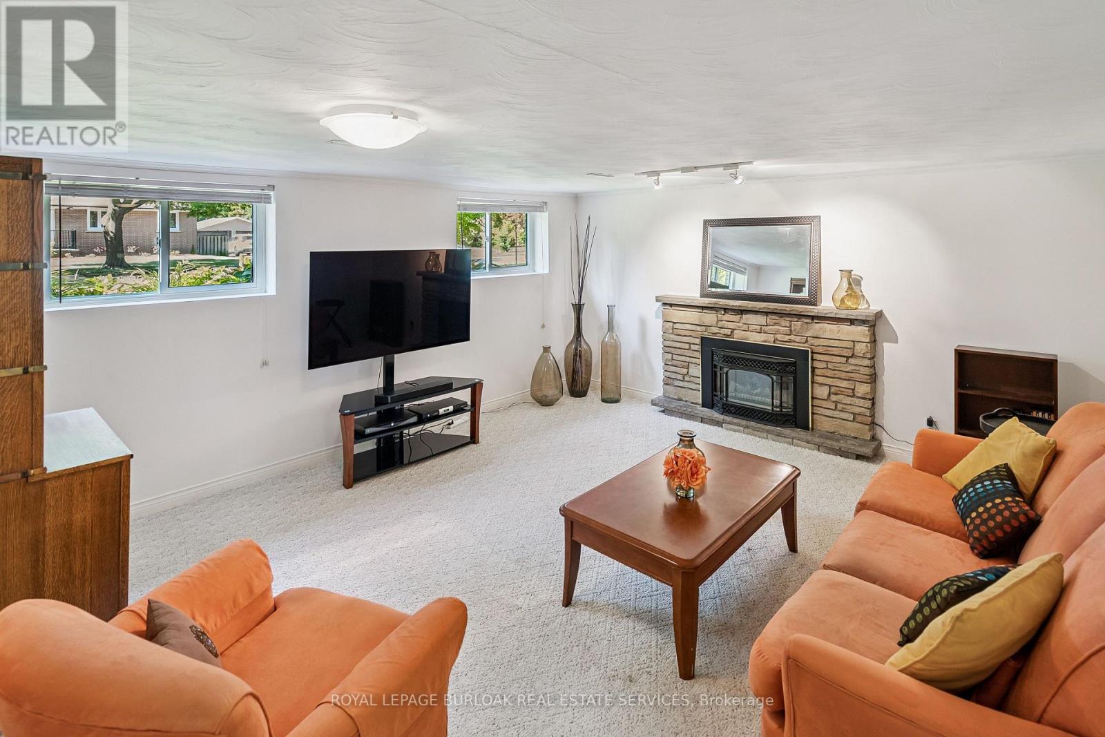 871 Francis Road, Burlington, Ontario  L7T 3Y1 - Photo 19 - W12748648