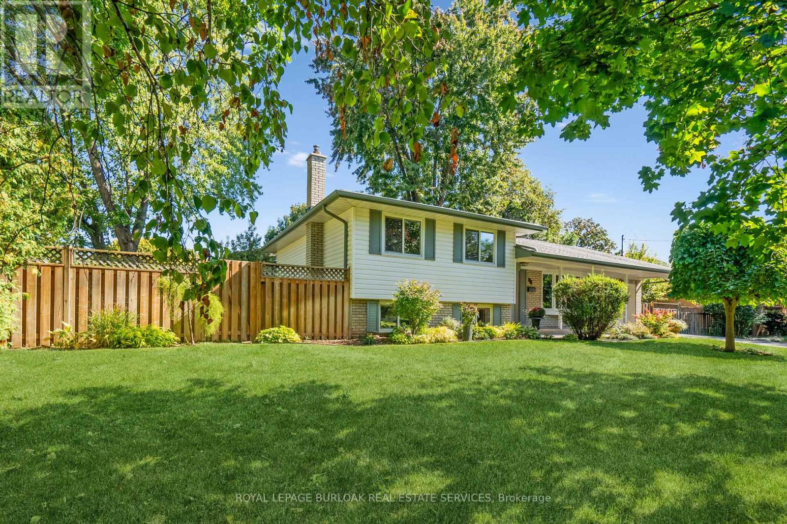 871 Francis Road, Burlington, Ontario  L7T 3Y1 - Photo 31 - W12748648