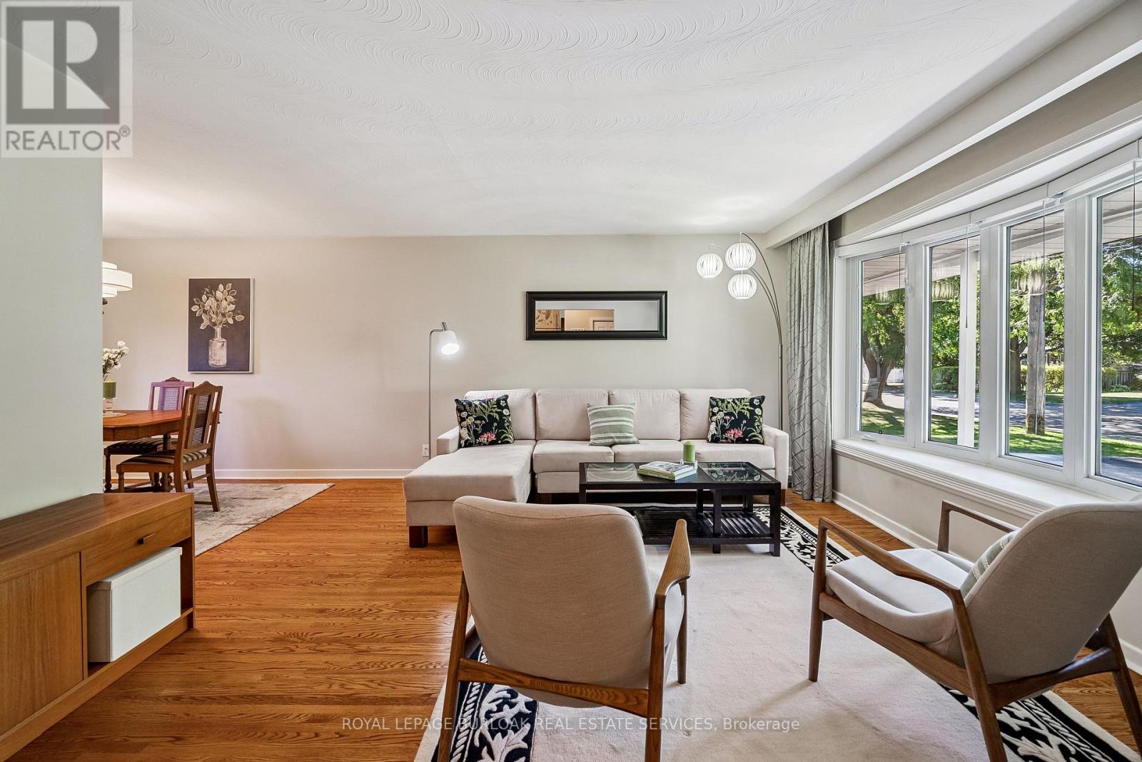 871 Francis Road, Burlington, Ontario  L7T 3Y1 - Photo 7 - W12748648