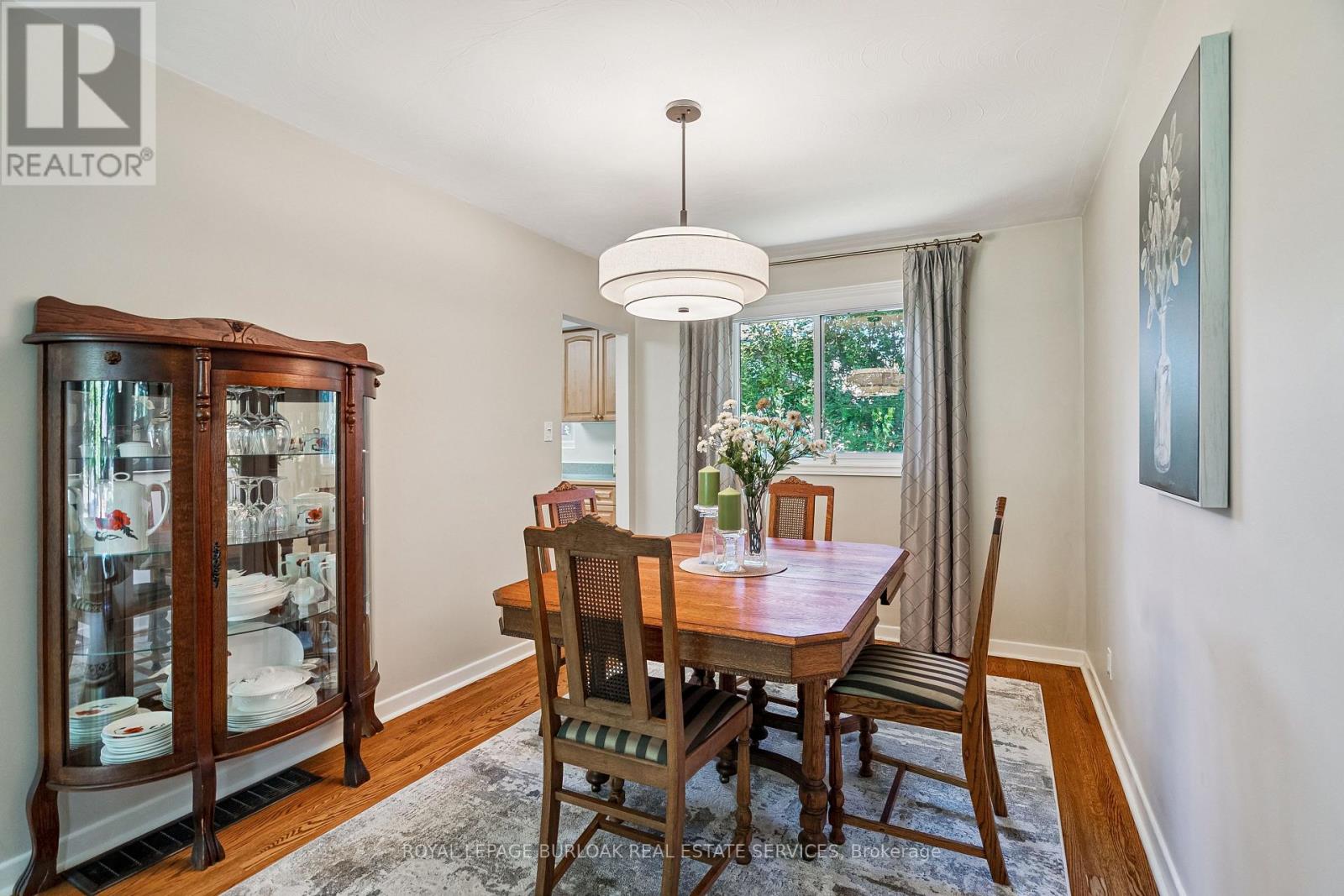 871 Francis Road, Burlington, Ontario  L7T 3Y1 - Photo 9 - W12748648