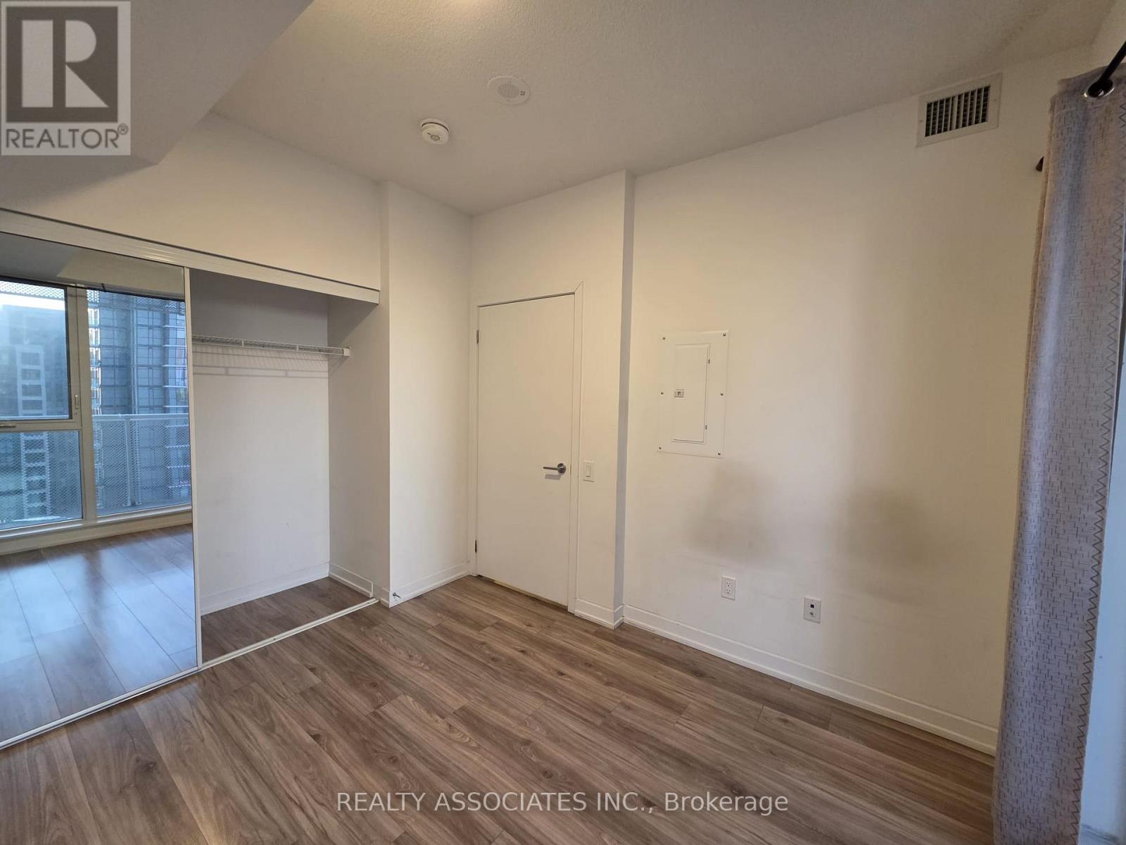 3112 - 4065 Confederation Parkway, Mississauga (City Centre), Ontario  L5B 0L4 - Photo 10 - W12748652