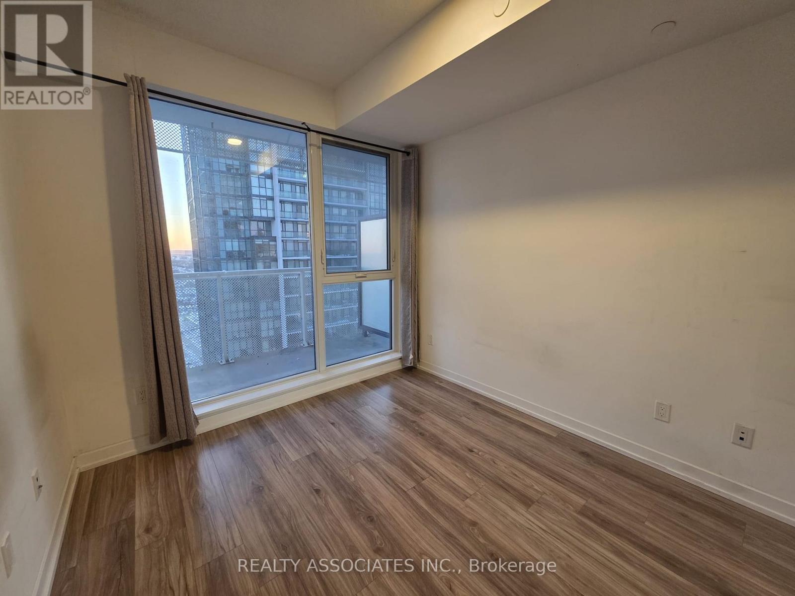 3112 - 4065 Confederation Parkway, Mississauga (City Centre), Ontario  L5B 0L4 - Photo 9 - W12748652