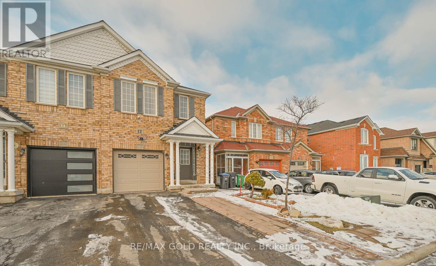 12 Rockrose Drive, Brampton, Ontario  L6R 2Z6 - Photo 2 - W12748658