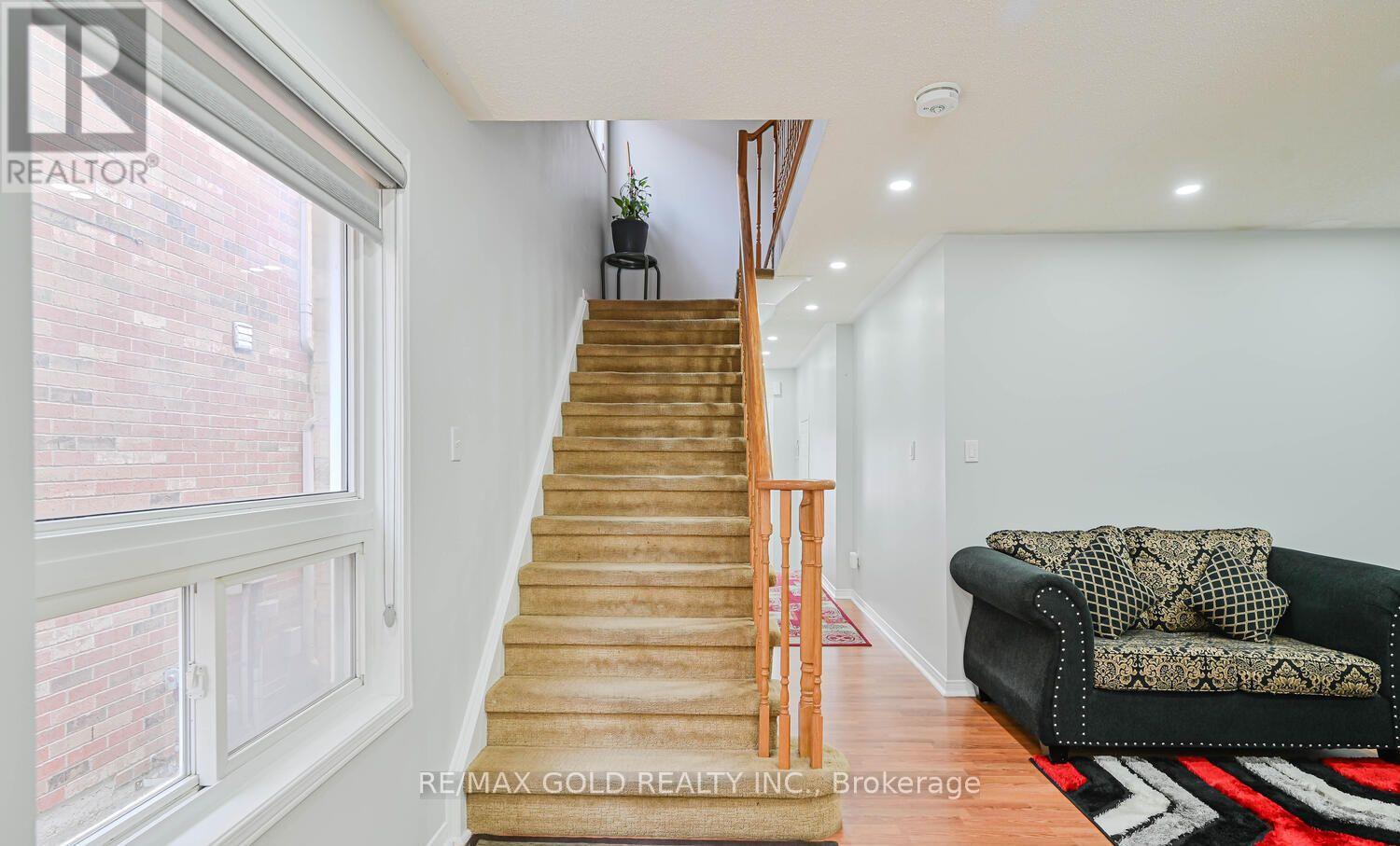 12 Rockrose Drive, Brampton, Ontario  L6R 2Z6 - Photo 23 - W12748658