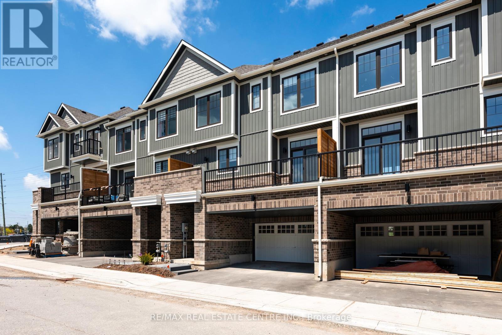 3 - 690 Broadway Avenue, Orangeville, Ontario  L9W 5C8 - Photo 2 - W12748678