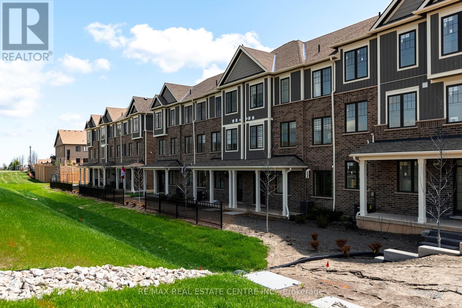 3 - 690 Broadway Avenue, Orangeville, Ontario  L9W 5C8 - Photo 5 - W12748678