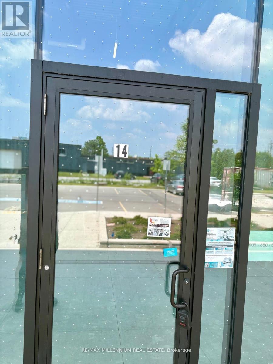 14 - 530 Speers Road, Oakville, Ontario  L6K 2G3 - Photo 5 - W12748682