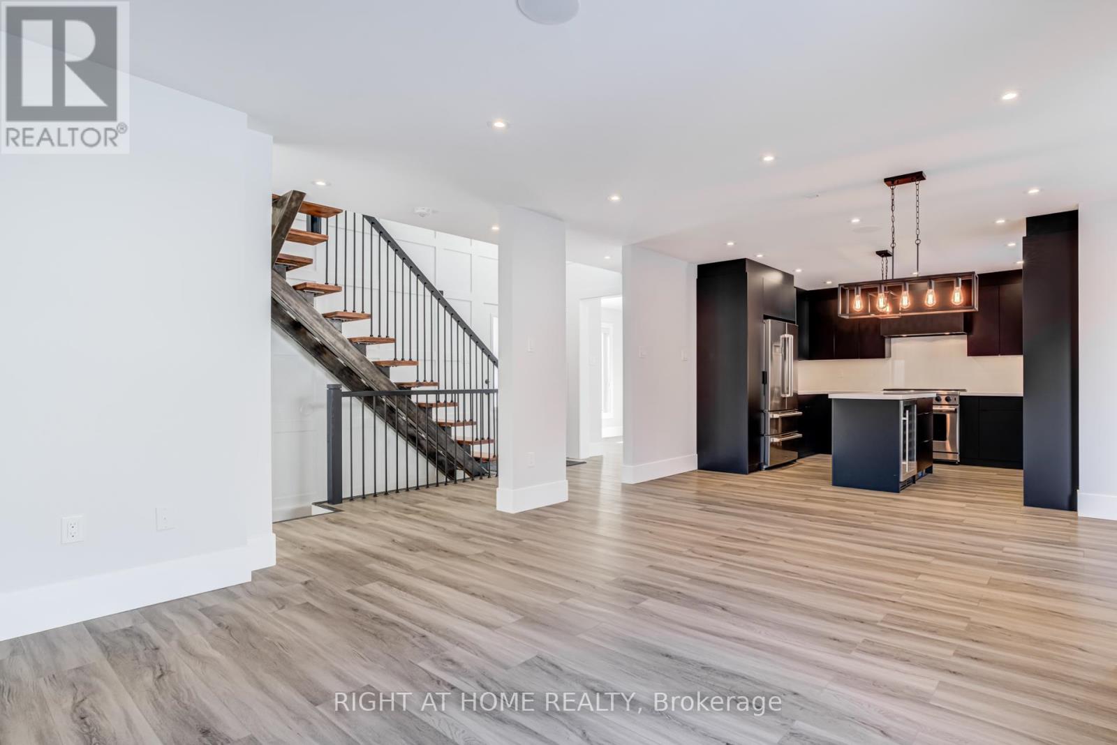 4212 Credit Pointe Drive, Mississauga, Ontario  L5M 3K2 - Photo 8 - W12748692