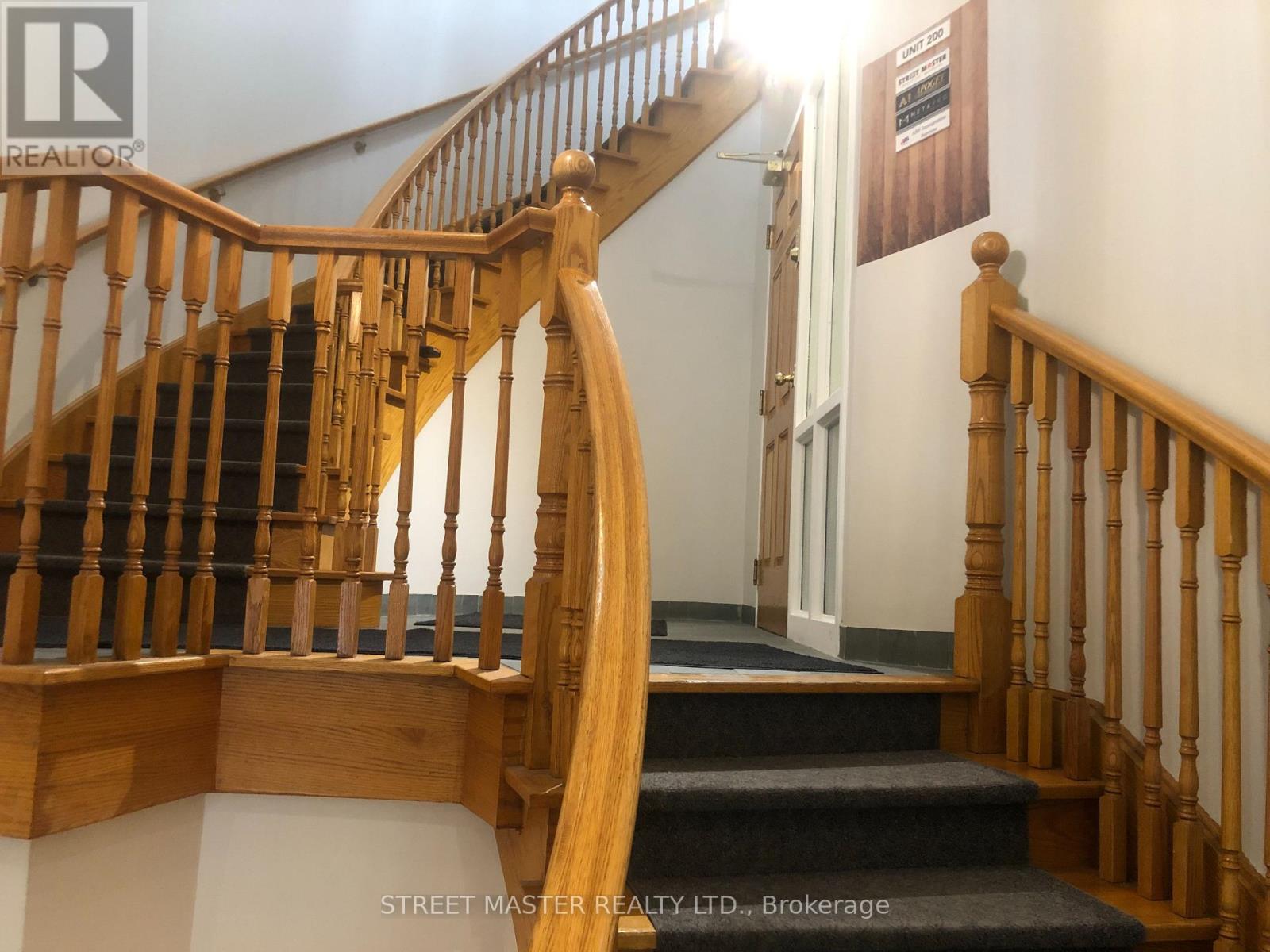 200 - 1a Conestoga Drive, Brampton, Ontario  L6Z 4N5 - Photo 5 - W12748706