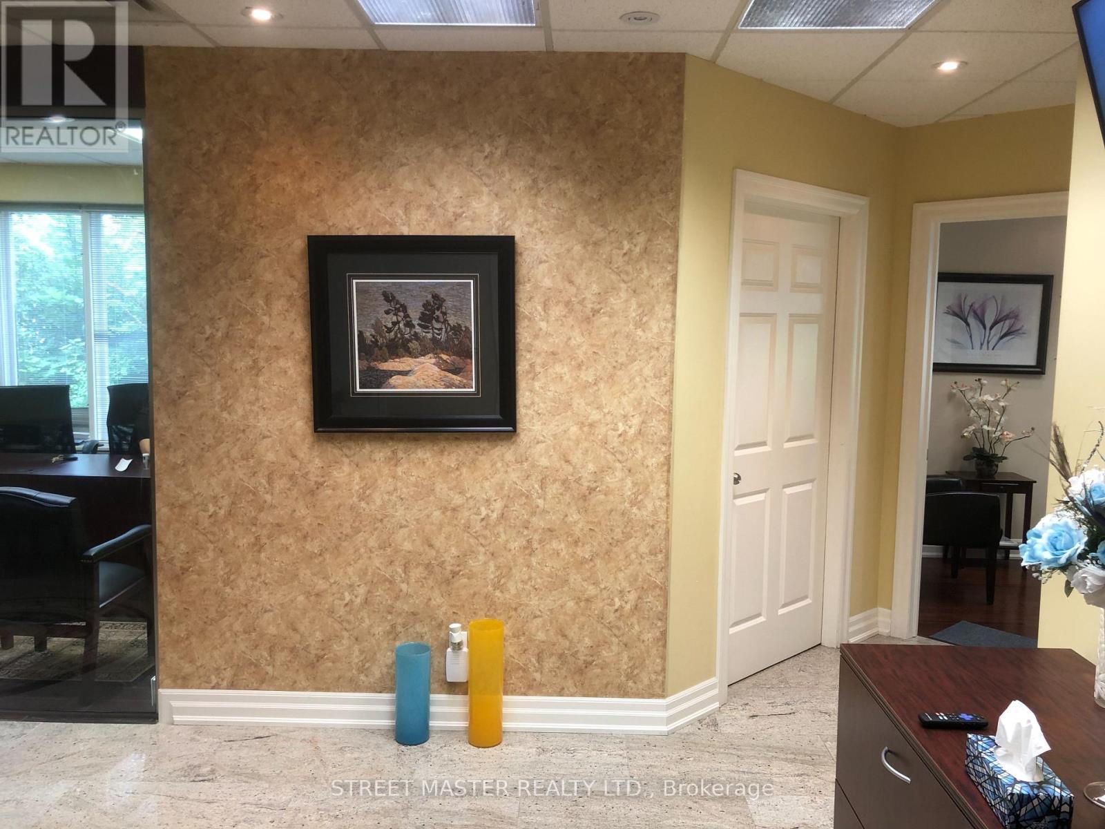 200 - 1a Conestoga Drive, Brampton, Ontario  L6Z 4N5 - Photo 7 - W12748706