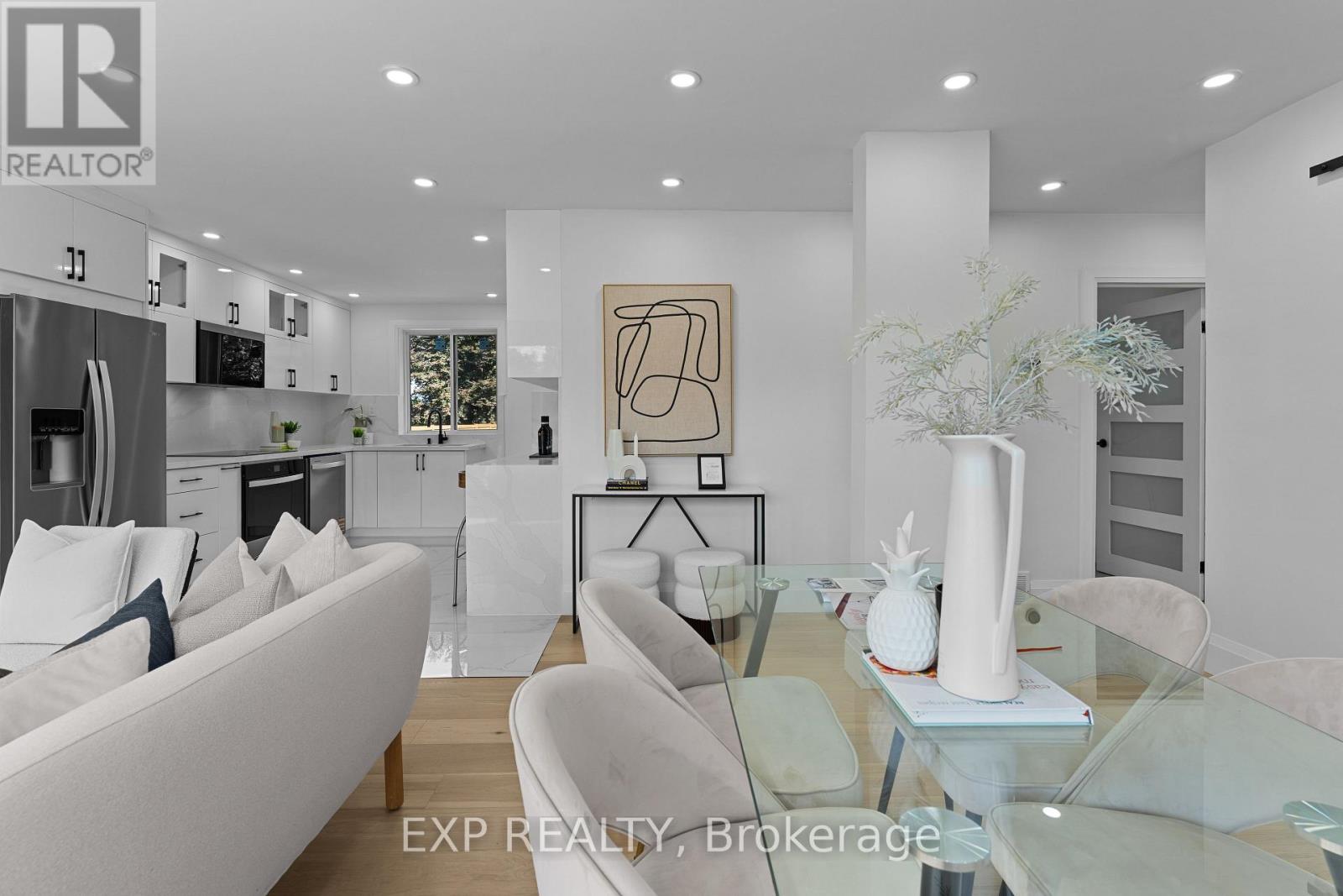 686 Wickens Avenue, Burlington (Lasalle), Ontario  L7T 3T2 - Photo 10 - W12748722