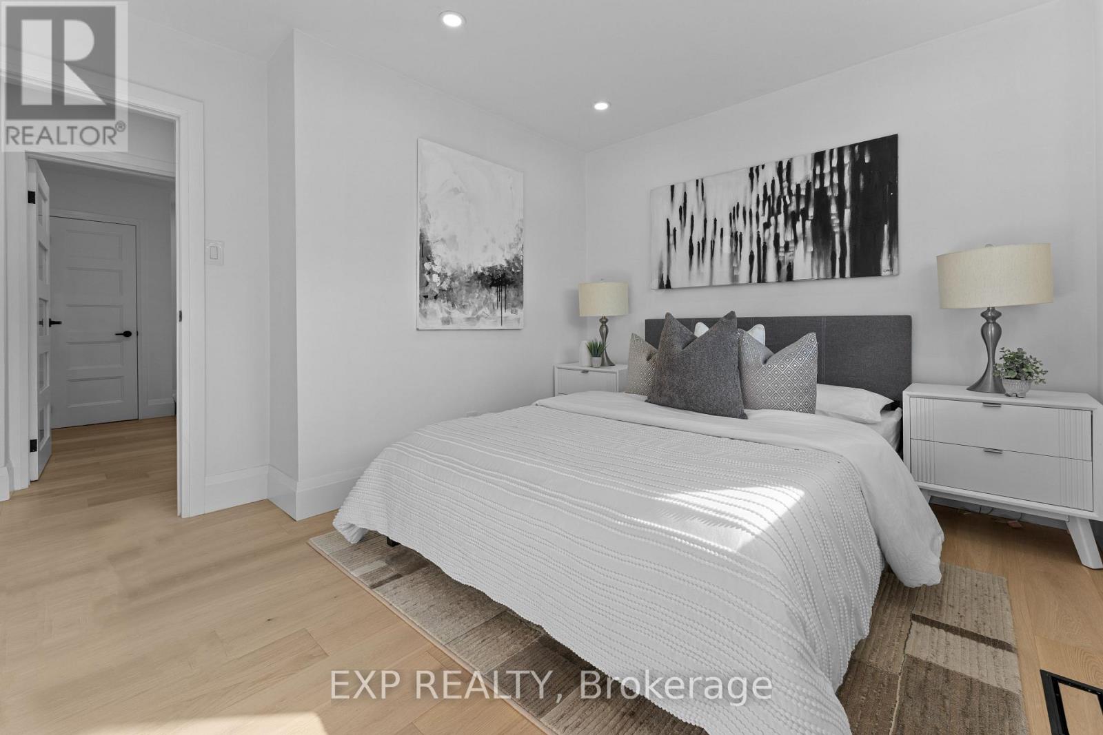 686 Wickens Avenue, Burlington (Lasalle), Ontario  L7T 3T2 - Photo 17 - W12748722