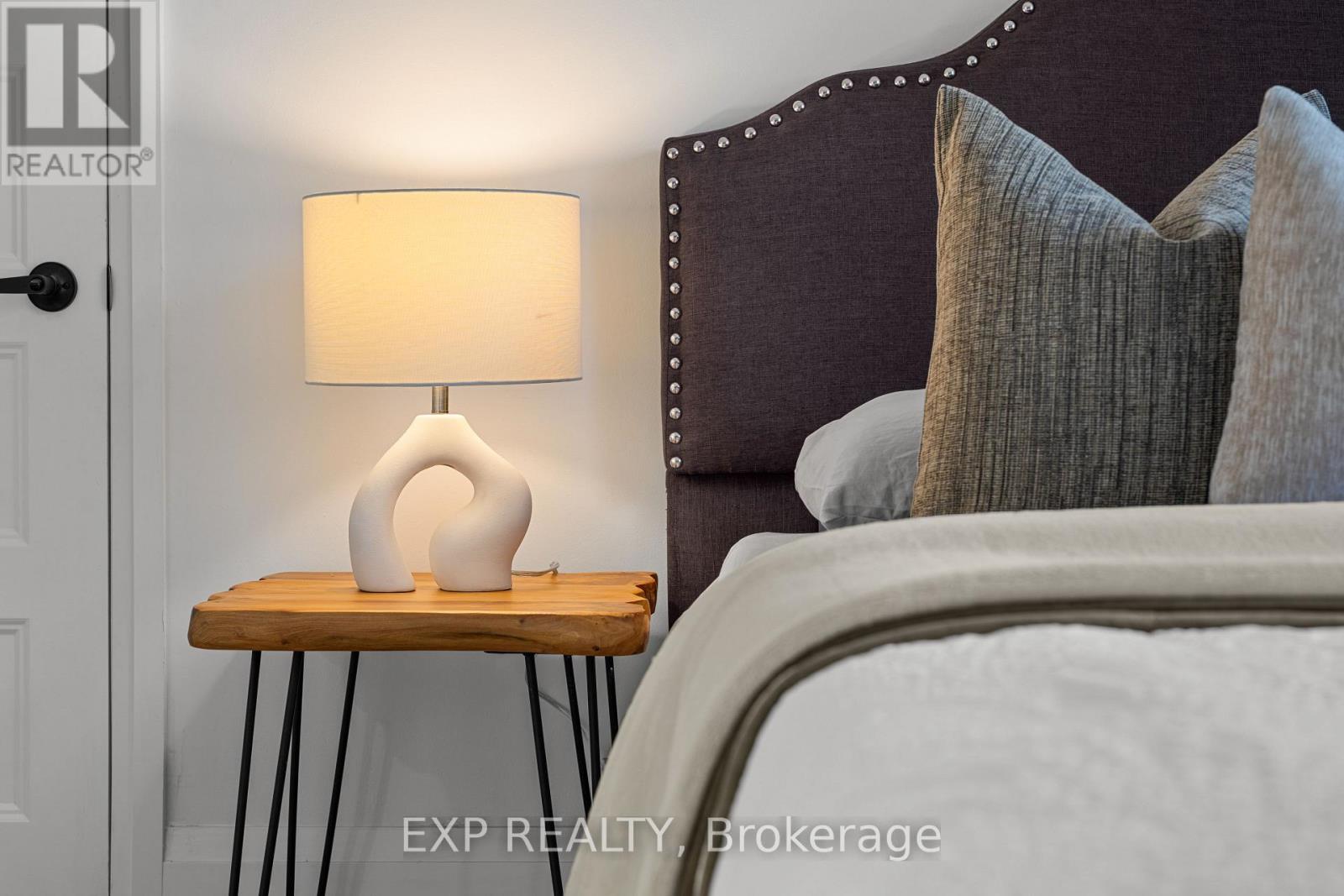 686 Wickens Avenue, Burlington (Lasalle), Ontario  L7T 3T2 - Photo 28 - W12748722