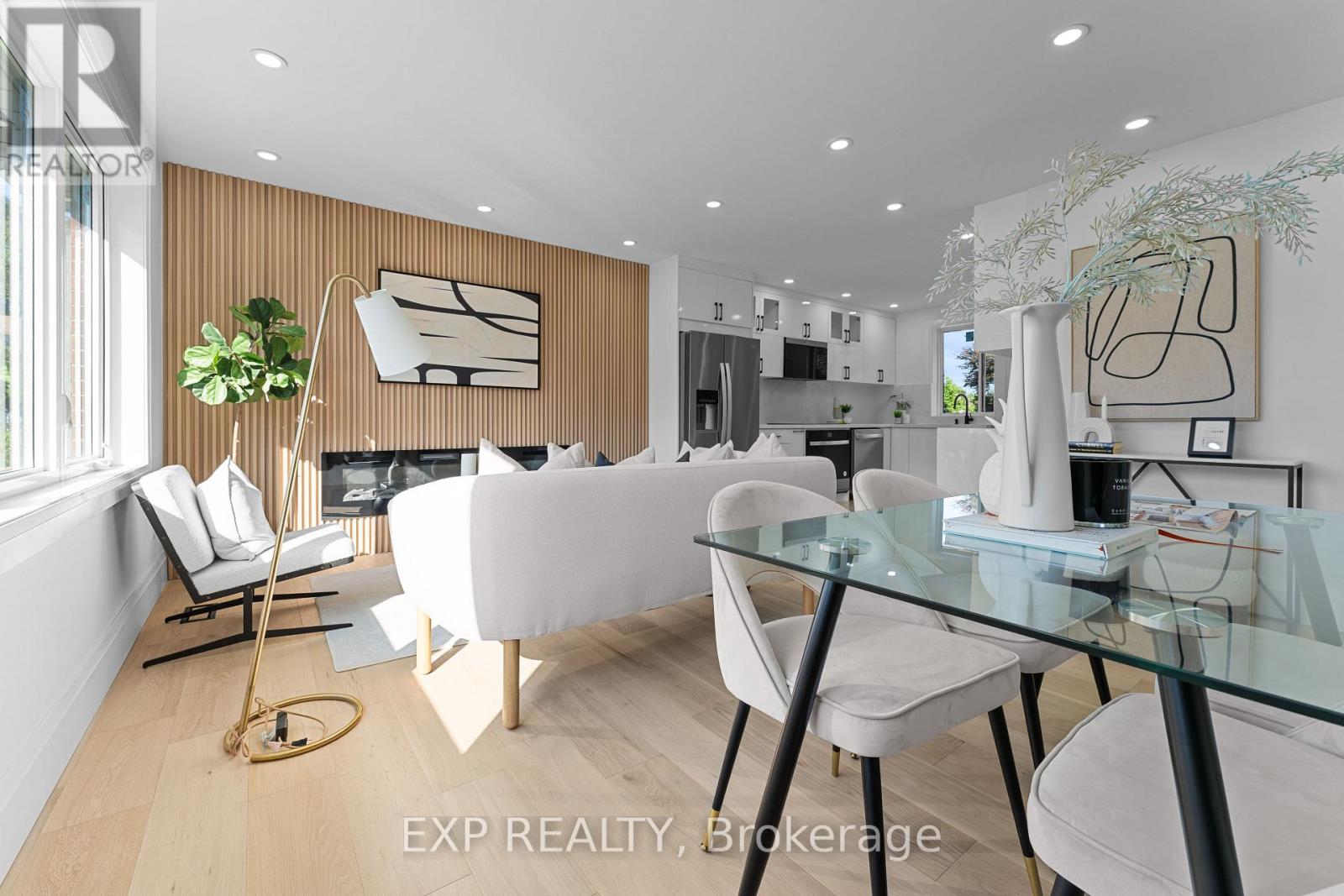 686 Wickens Avenue, Burlington (Lasalle), Ontario  L7T 3T2 - Photo 5 - W12748722