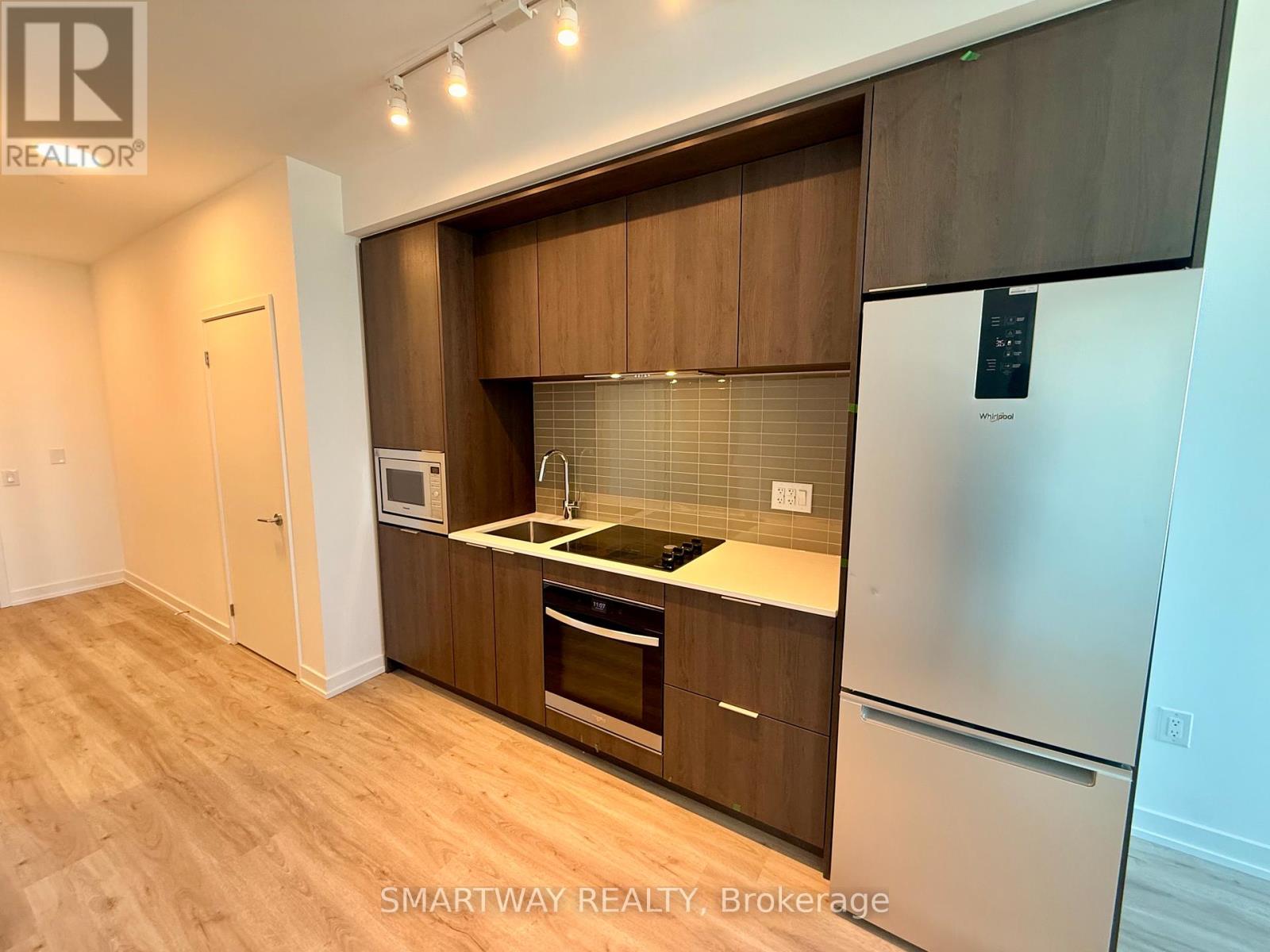 4812 - 395 Square One Drive, Mississauga (City Centre), Ontario  L5B 0P6 - Photo 7 - W12748744