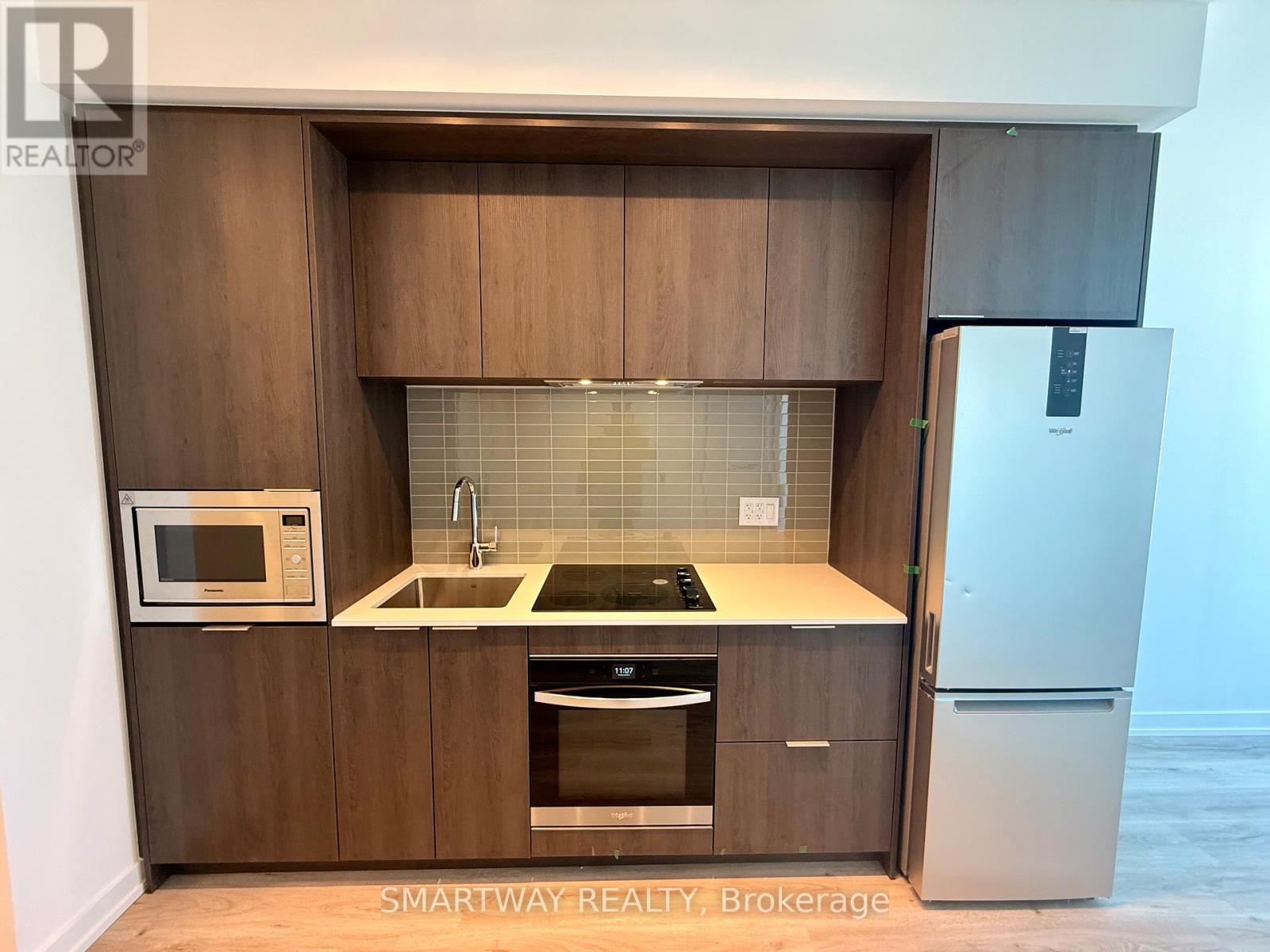 4812 - 395 Square One Drive, Mississauga (City Centre), Ontario  L5B 0P6 - Photo 8 - W12748744