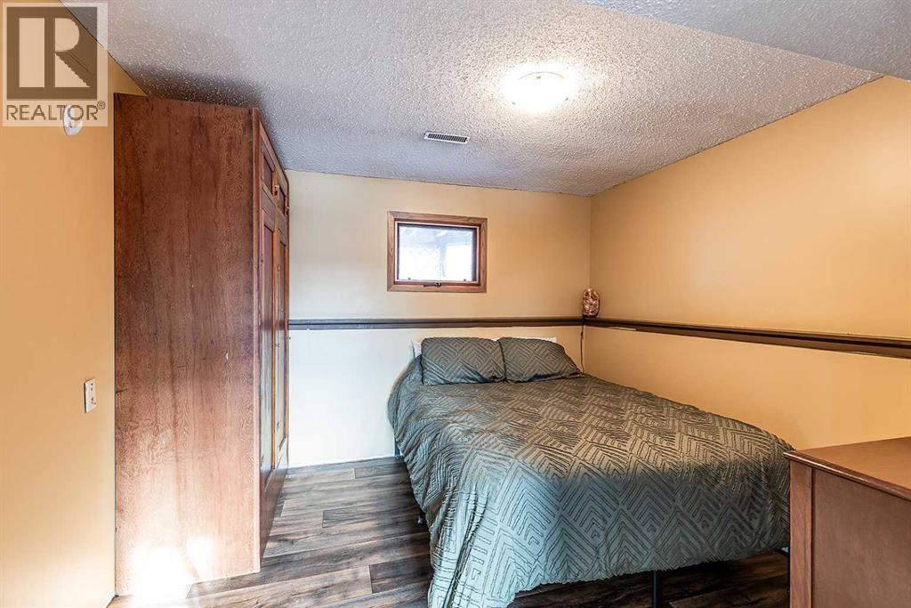 446 4 Street Nw, Medicine Hat, Alberta  T1A 6N1 - Photo 30 - A2274172