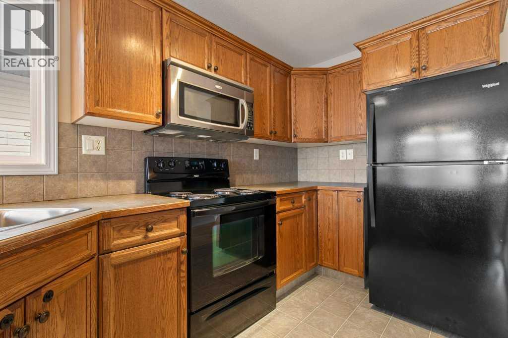 97 Inglewood Drive, Red Deer, Alberta  T4R 0B2 - Photo 10 - A2280599