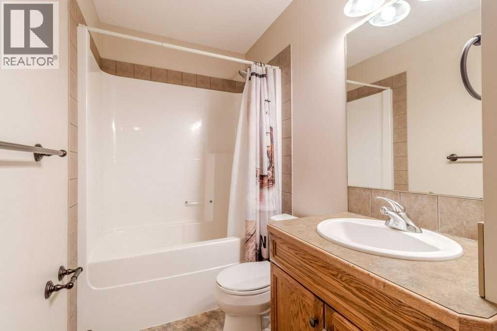 97 Inglewood Drive, Red Deer, Alberta  T4R 0B2 - Photo 20 - A2280599