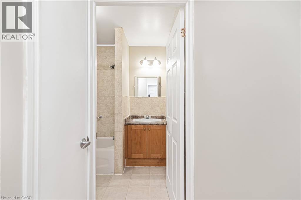 100 Burlington Street, Hamilton, Ontario  L8L 4G8 - Photo 17 - 40802263