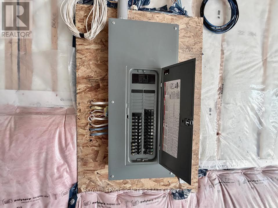 28 Royal Oak Crescent, Loyalist, Ontario  K0H 1G0 - Photo 49 - X12748762