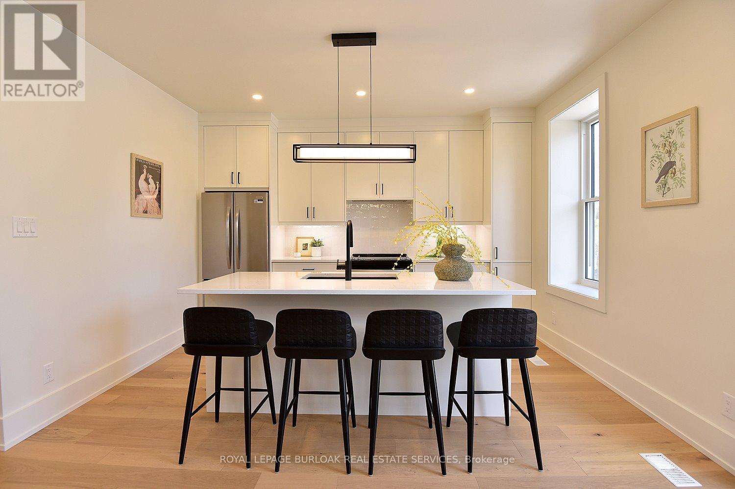 201 - 284 Wilson Street E, Hamilton, Ontario  L9G 2B9 - Photo 15 - X12748776