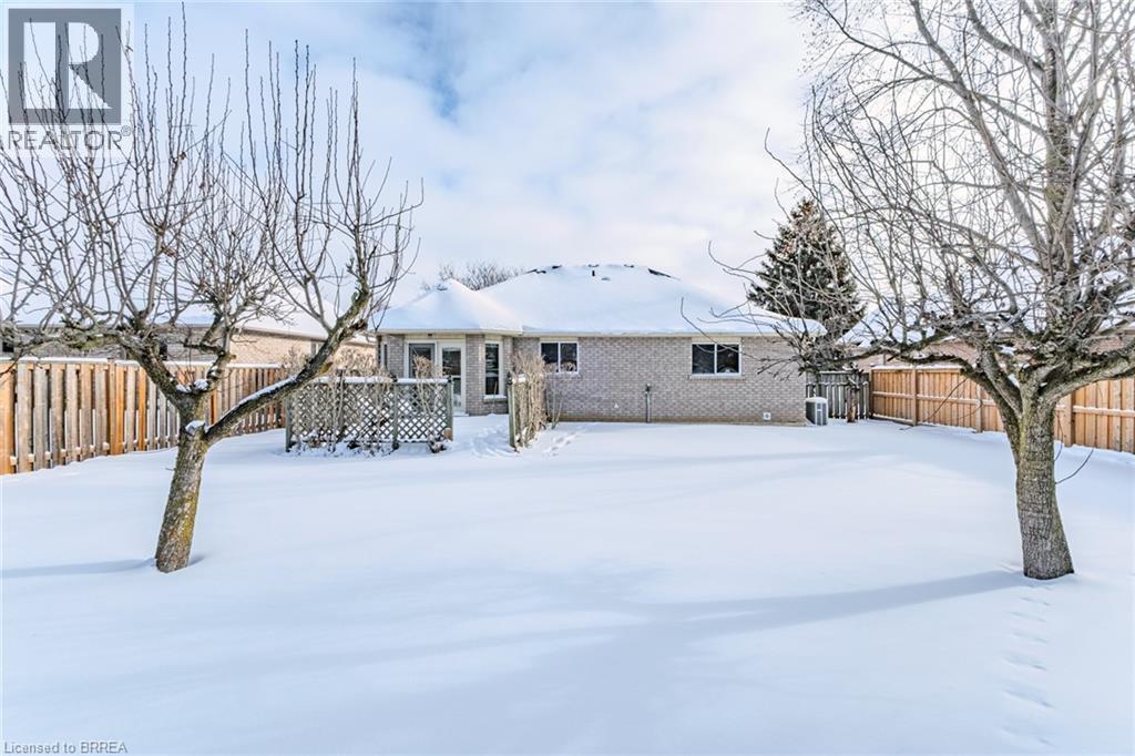 47 Maplecrest Lane, Brantford, Ontario  N3R 7T9 - Photo 11 - 40802221