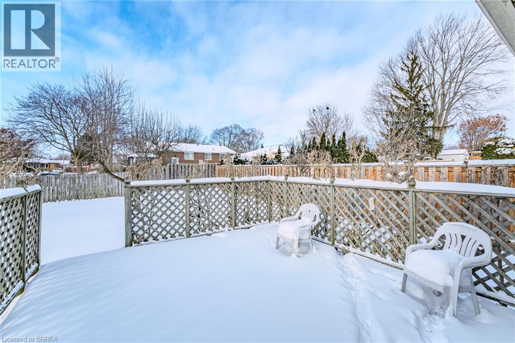 47 Maplecrest Lane, Brantford, Ontario  N3R 7T9 - Photo 7 - 40802221