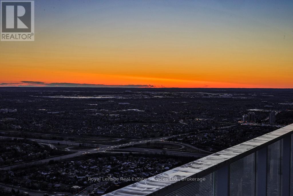 6005 - 3900 Confederation Parkway, Mississauga, Ontario  L5B 0M3 - Photo 32 - W12748874