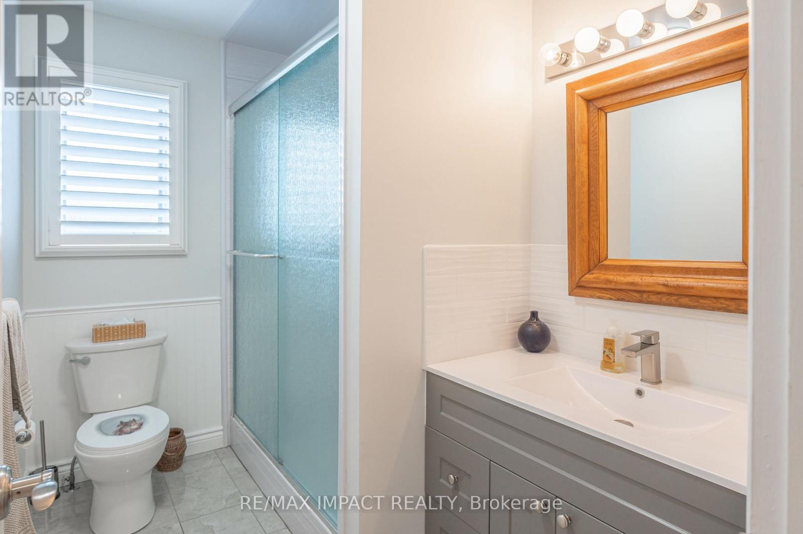 10 Cedartree Lane, Kawartha Lakes, Ontario  K0M 1A0 - Photo 12 - X12341493