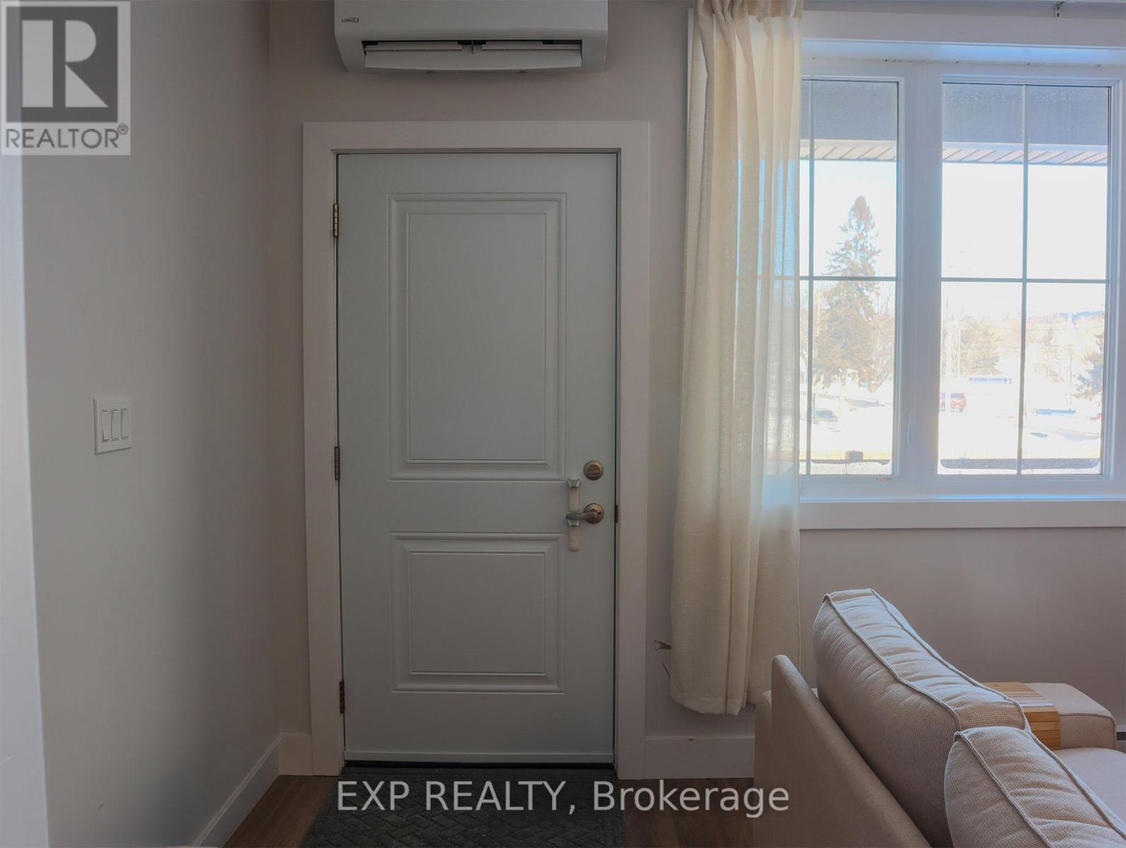 203 - 15 Arthur Street, Cramahe (Colborne), Ontario  K0K 1S0 - Photo 4 - X12748770