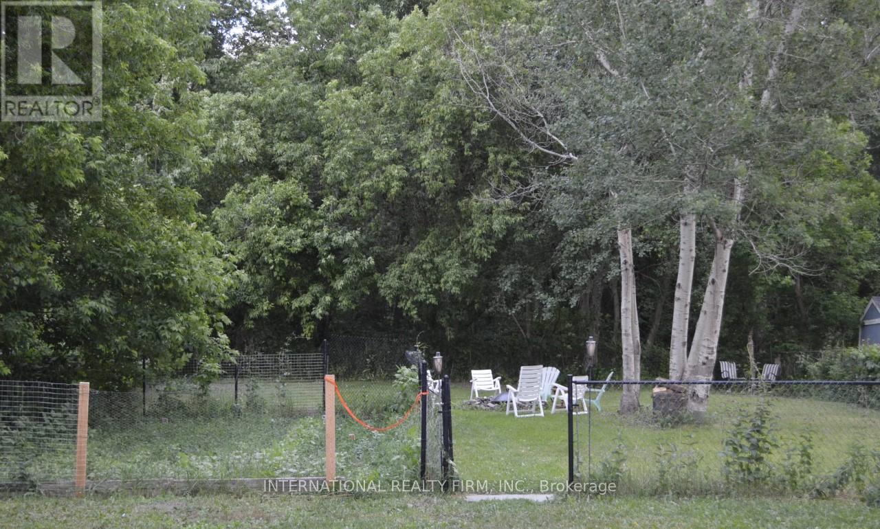 1027 Ferrier Avenue, Innisfil, Ontario  L0L 1W0 - Photo 14 - N12711556